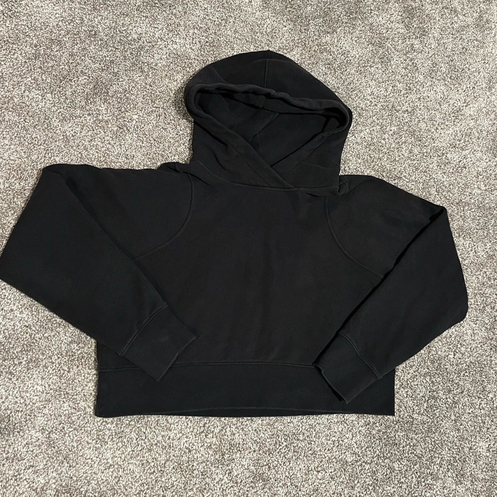 lululemon loungeful cropped hoodie, black, size 6